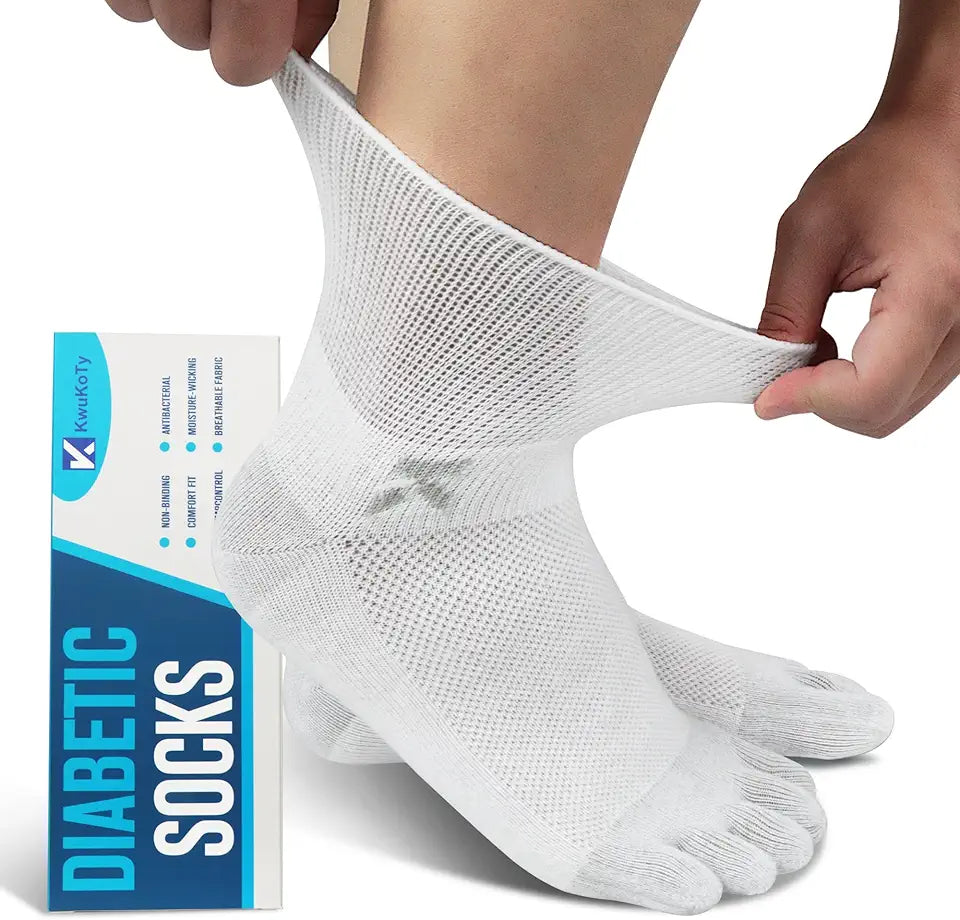 4 Pairs Seamless Loose Fit Non-Binding Cotton Crew Socks T661