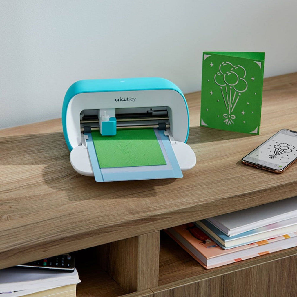 Portable Vinyl Cutter with EasyPress Mini Bundle Z145842