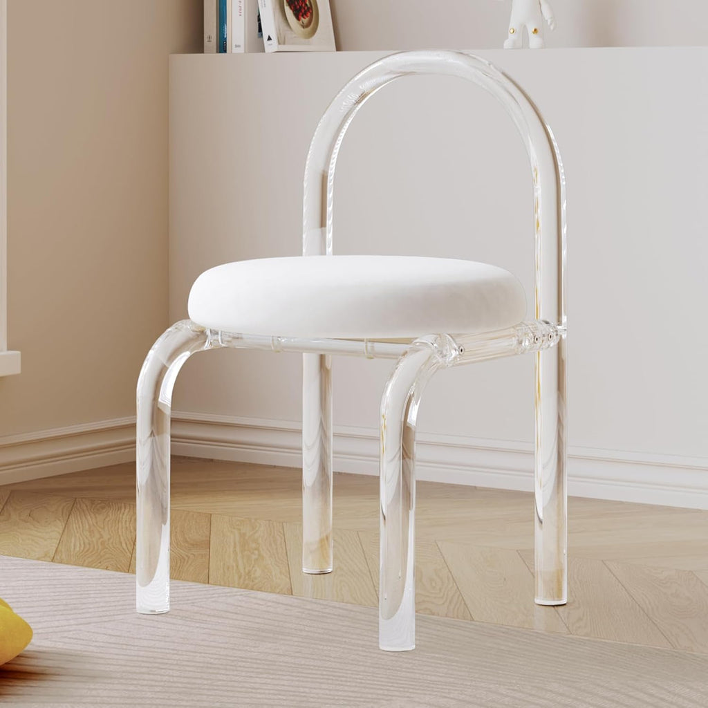 Clear Acrylic Chair I7786