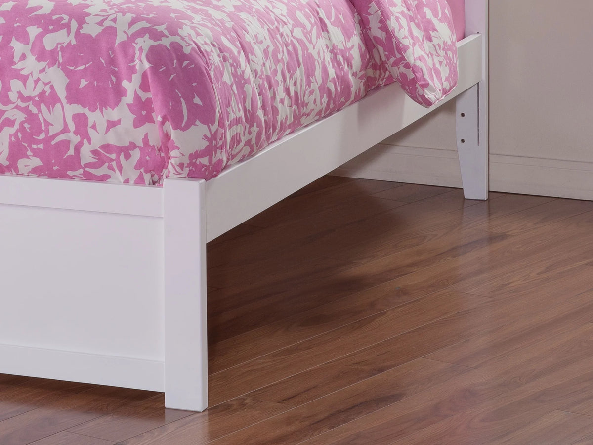 Twin Solid Wood Platform Bed with Footboard & 2 Storage Drawers in White L123