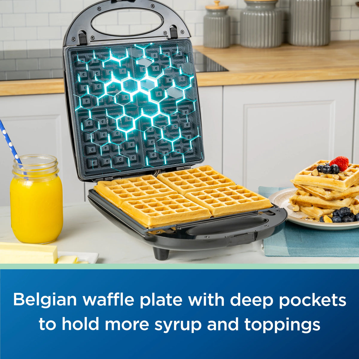 2-in-1 Grill with Interchangeable Grill & Waffle Plates T525