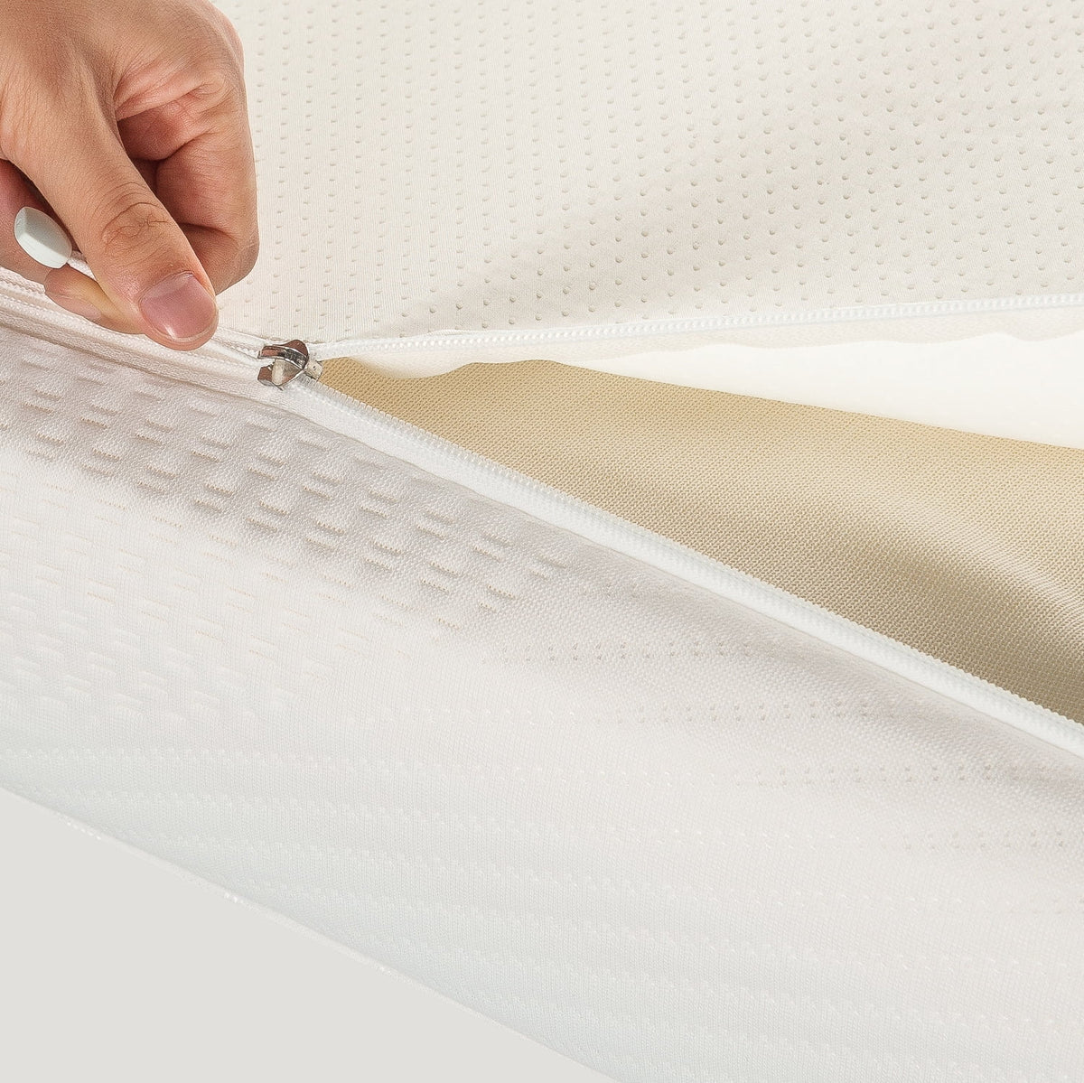 Queen Memory Foam Mattress Topper U401