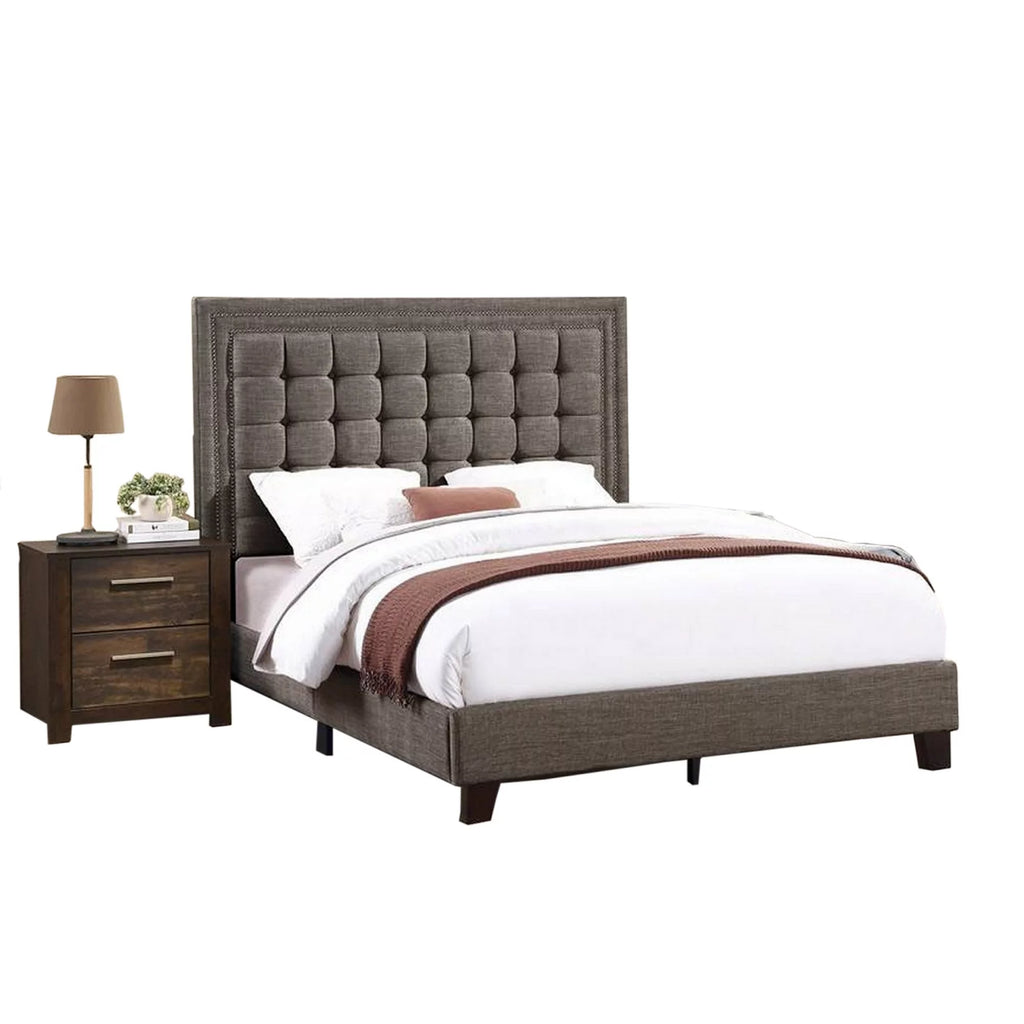 King Size Tufted Upholstery Bed I68490
