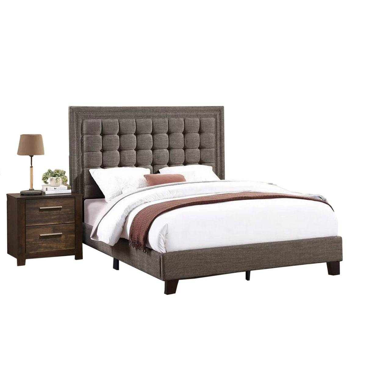 King Size Tufted Upholstery Bed I68490